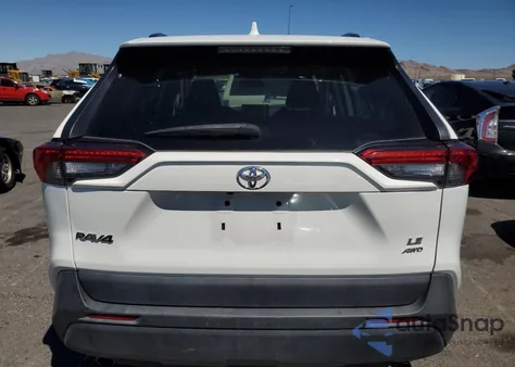 2021 Toyota Rav4 Le z USA, uszkodzony, nr VIN 2T3F1RFVXMW196092